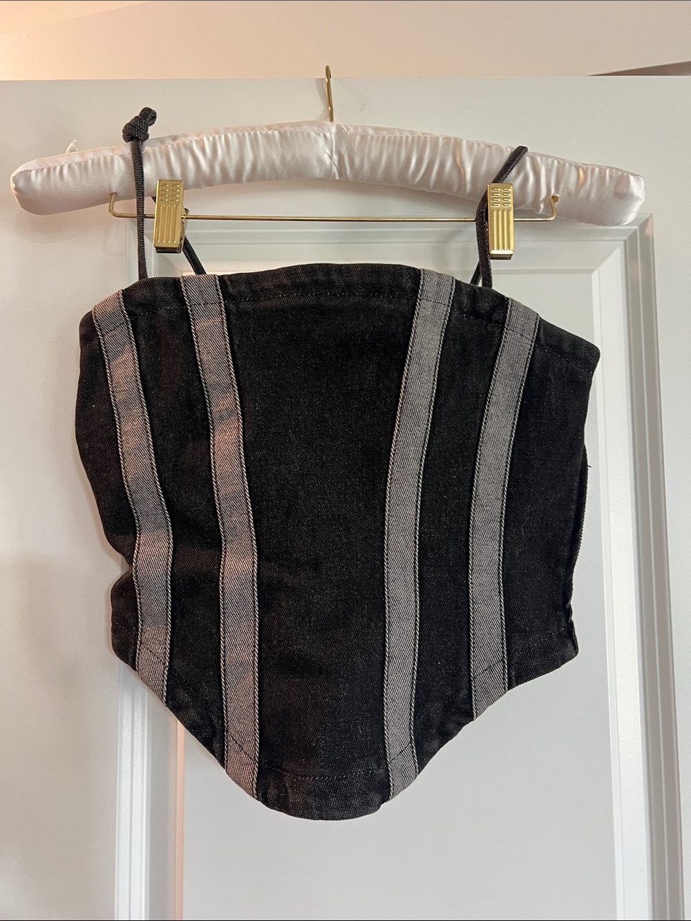 Label image of clothing